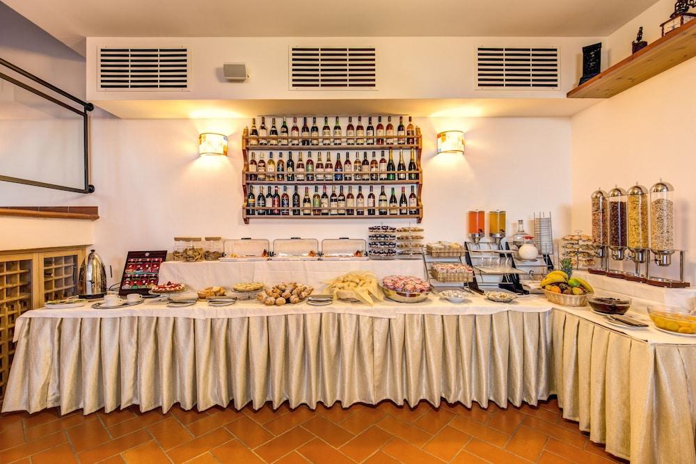 Hotel Cesi &