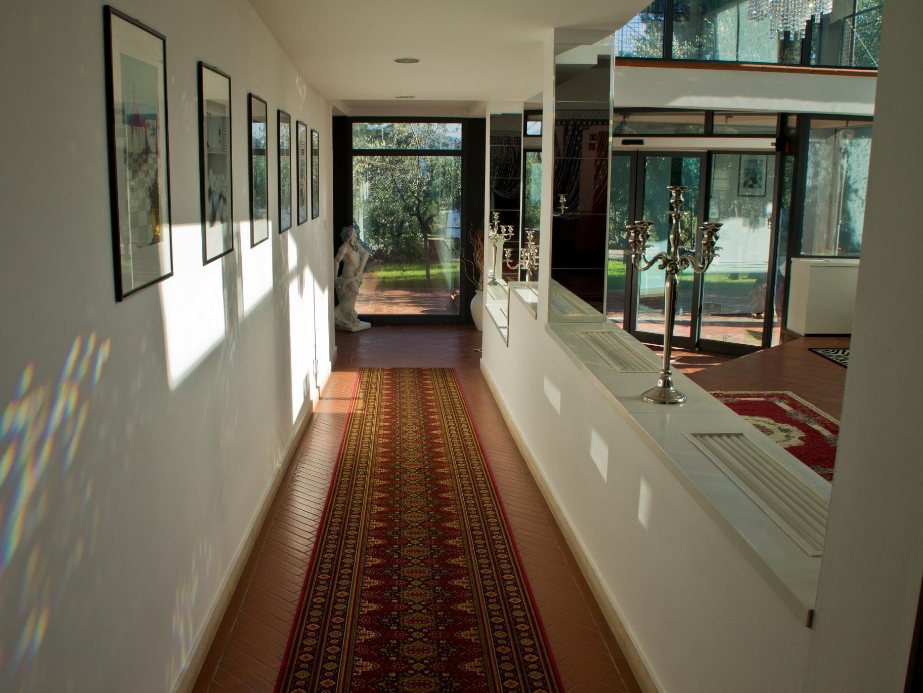 Hotel Cesi &